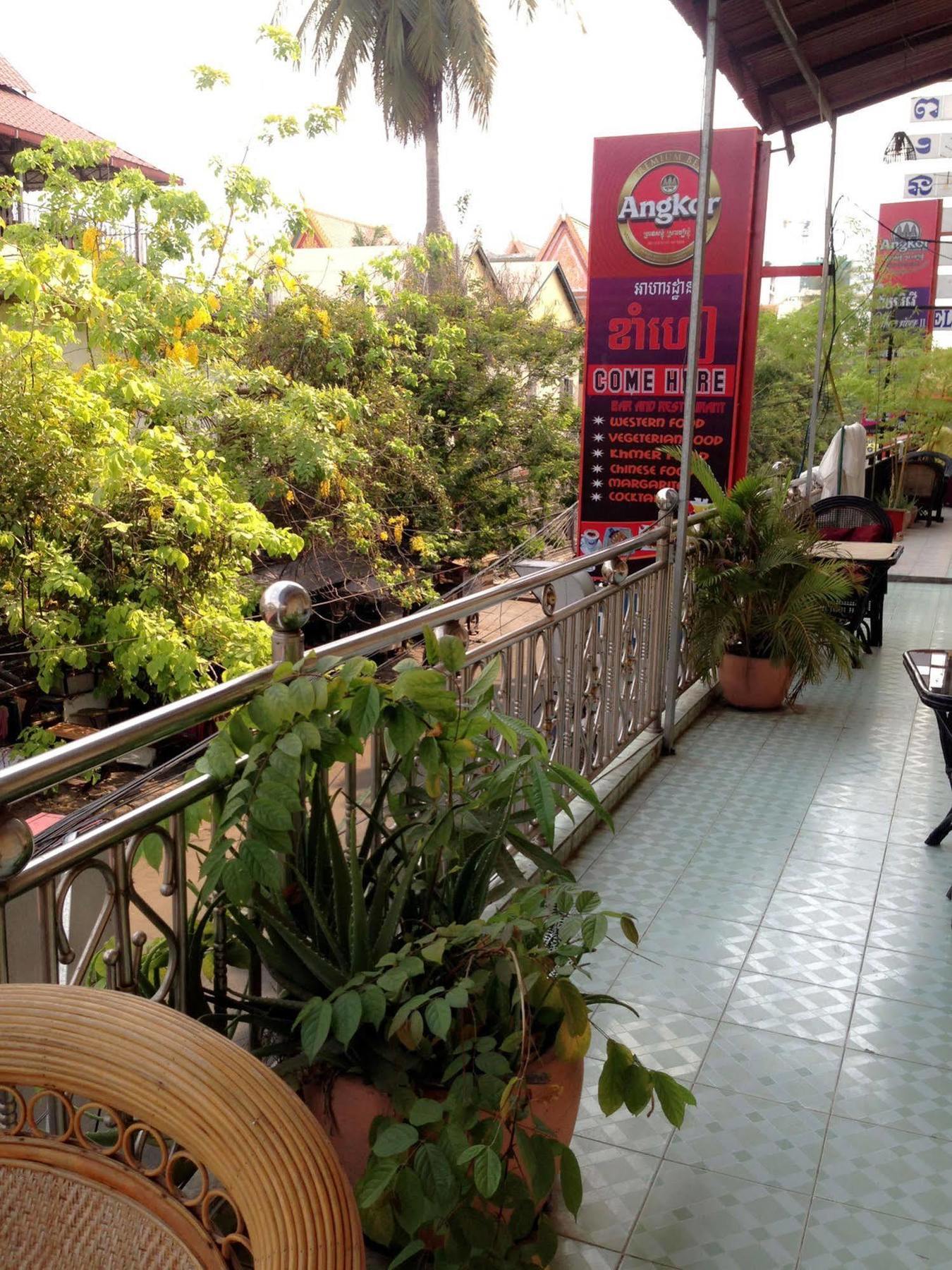 White River II Hostel Phnom Penh Eksteriør billede