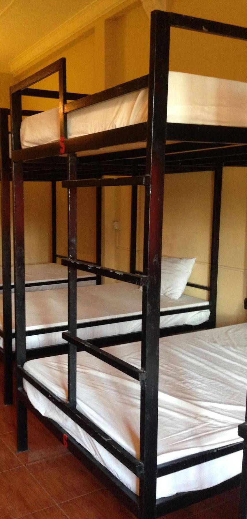 White River II Hostel Phnom Penh Eksteriør billede