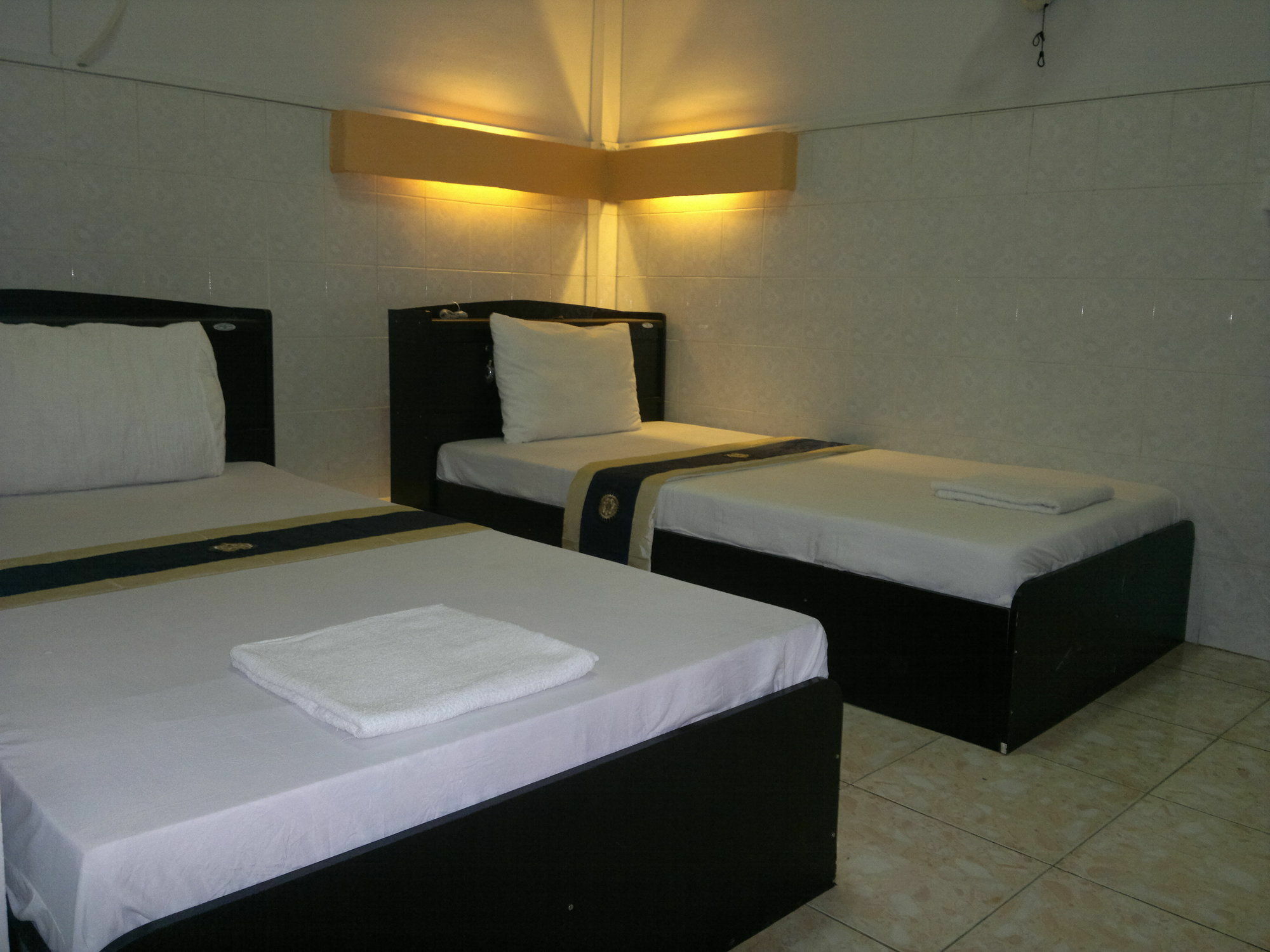 White River II Hostel Phnom Penh Eksteriør billede