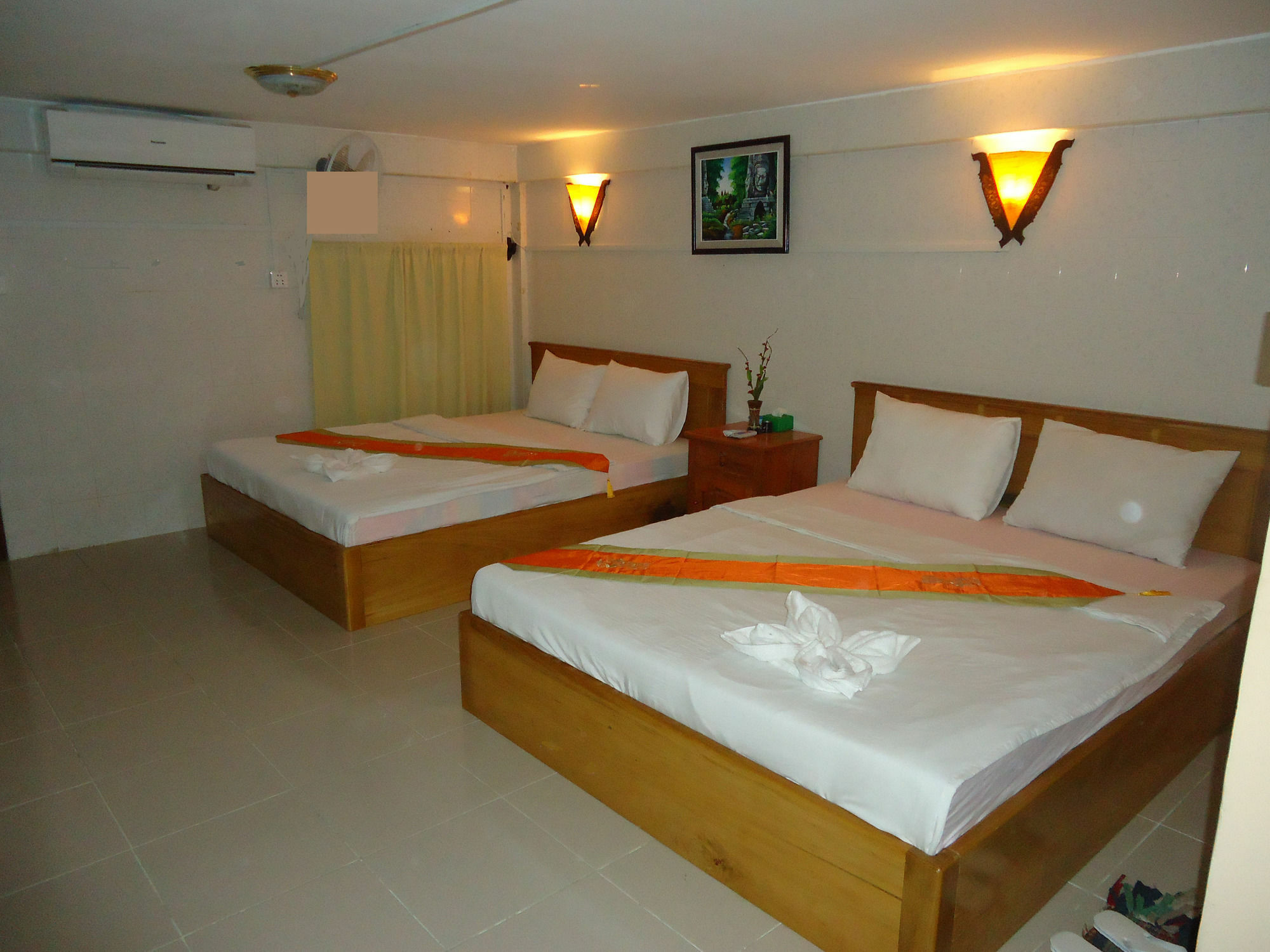 White River II Hostel Phnom Penh Eksteriør billede